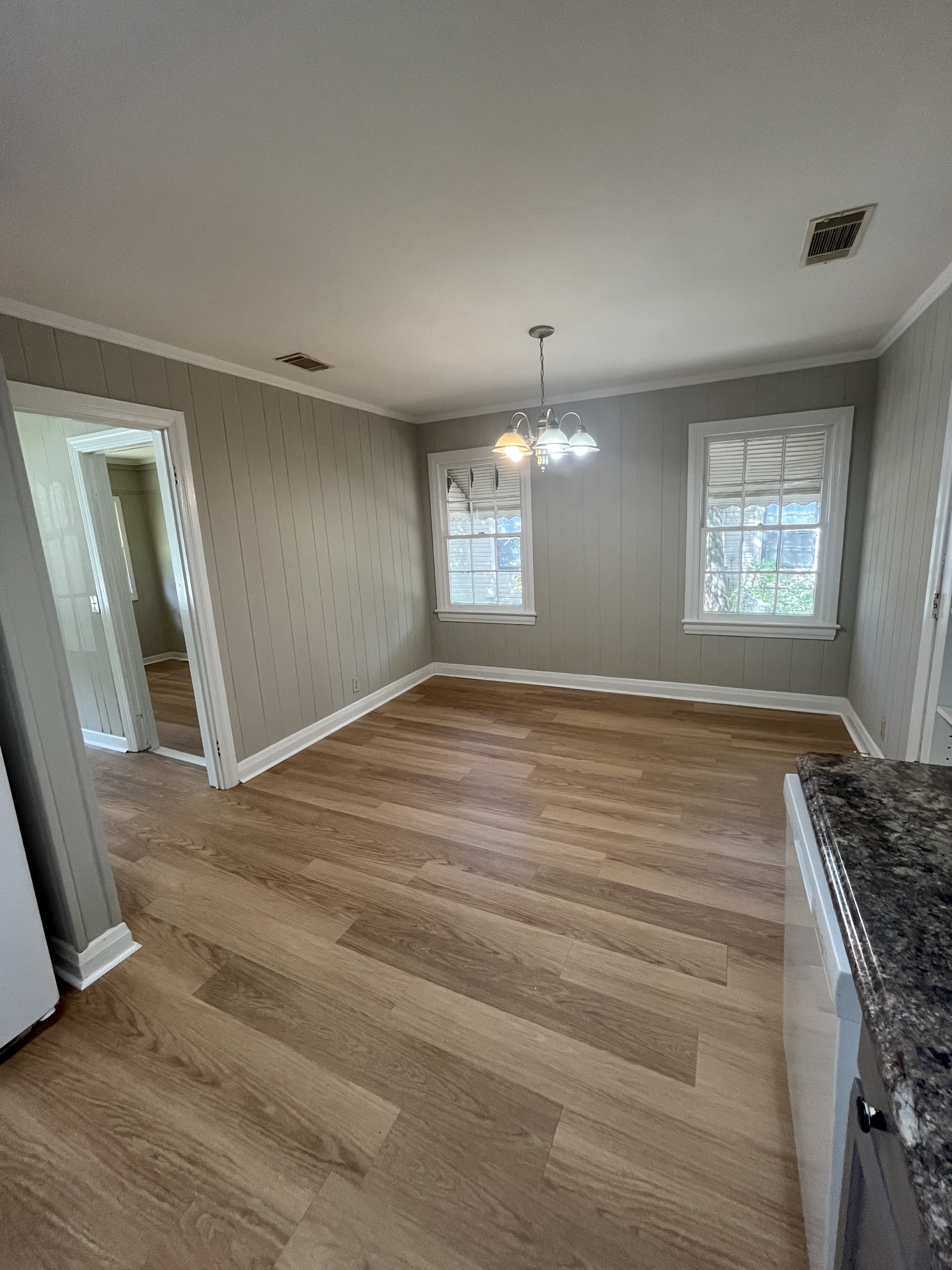 333 E Main St – photo 5