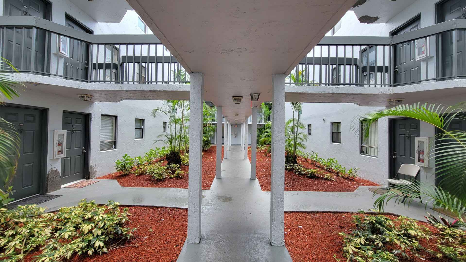 West Palm Beach 1 bedroom 1.5 bath Apartment. – photo 5