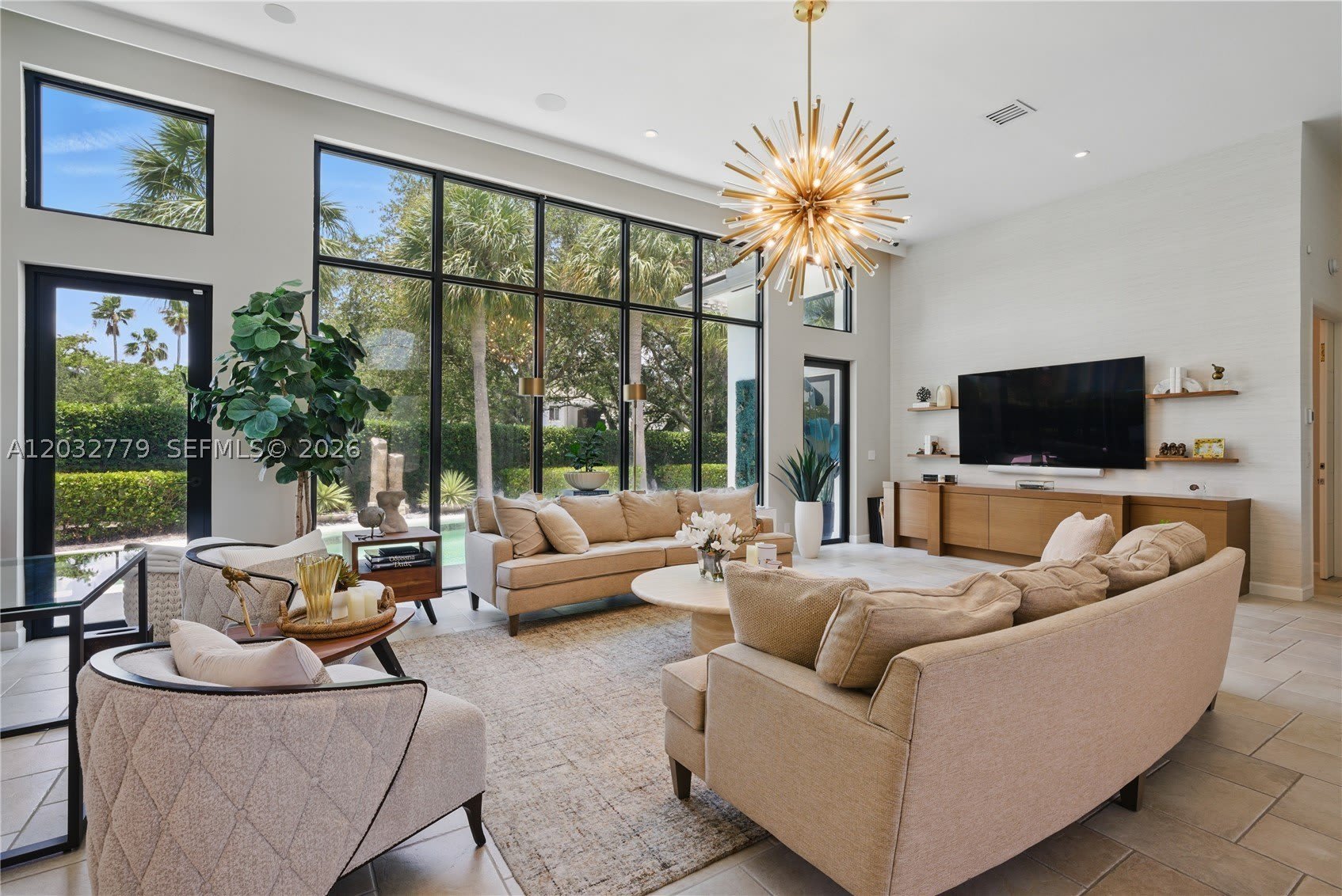 1755 SW 4th Ave – photo 1