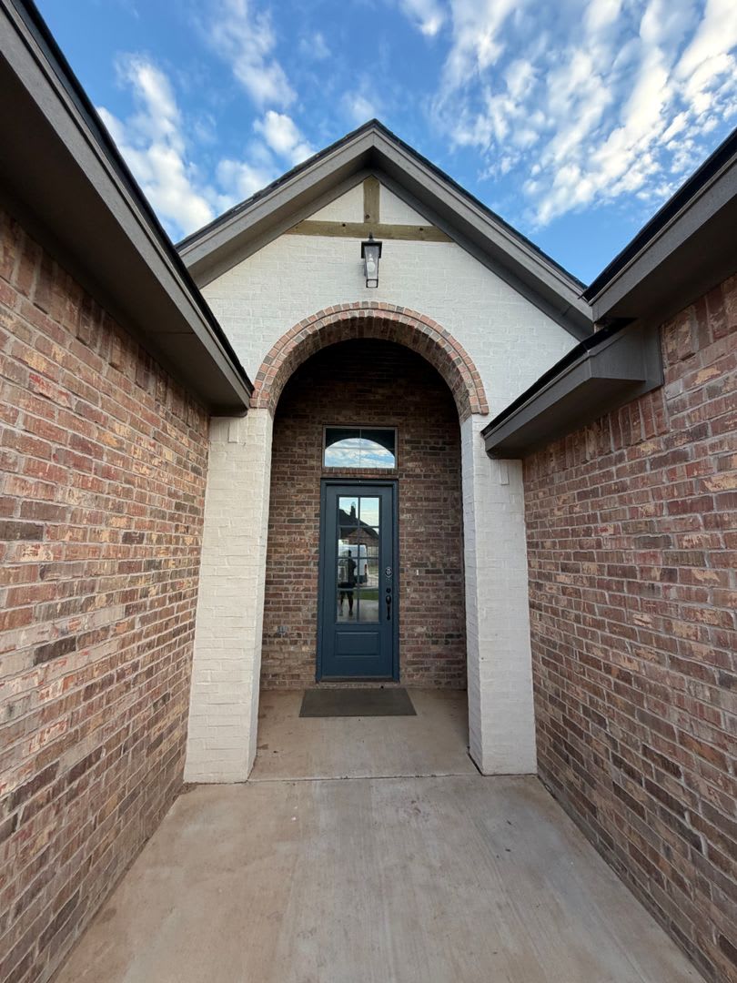 Available NOW! 4 bedroom 2 bathroom Friendship ISD – photo 2
