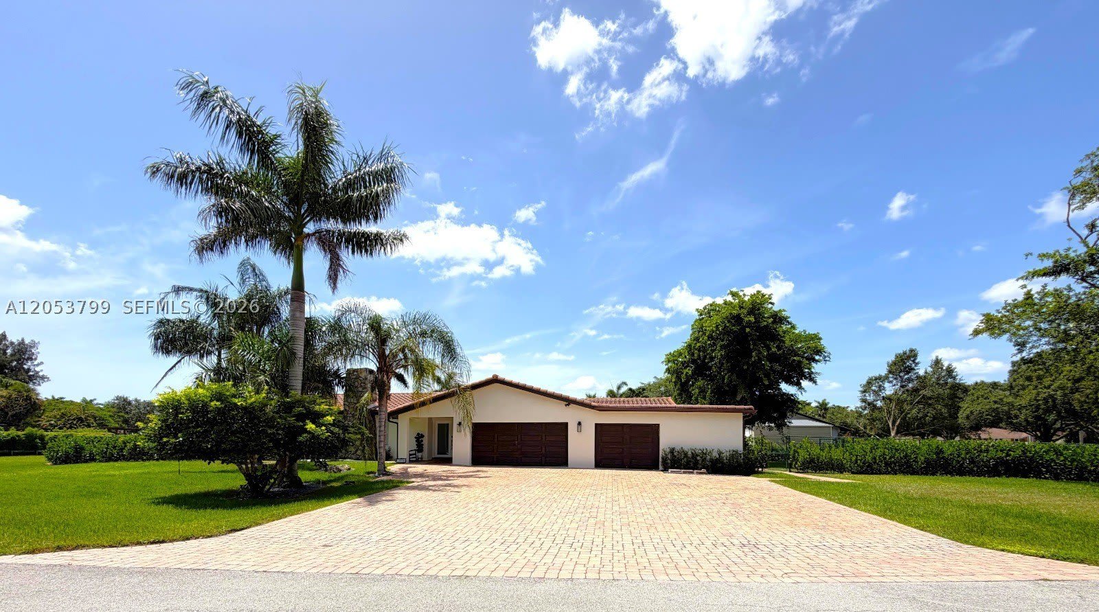 10950 SW 40th Ct – photo 4