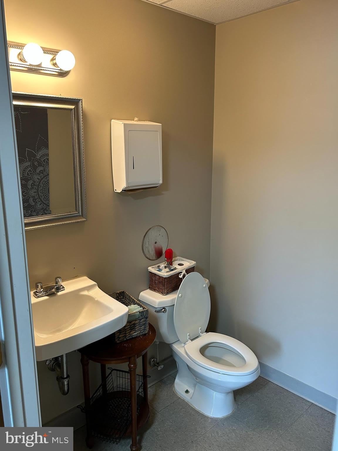176 THOMAS JOHNSON Drive – photo 4