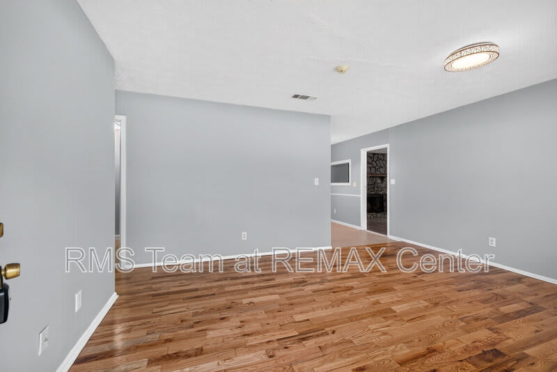 4905 Annistown Rd – photo 5
