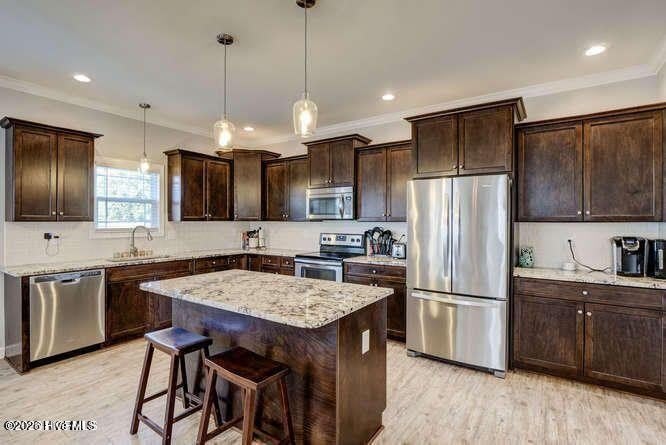 120 Camelot Drive – photo 3