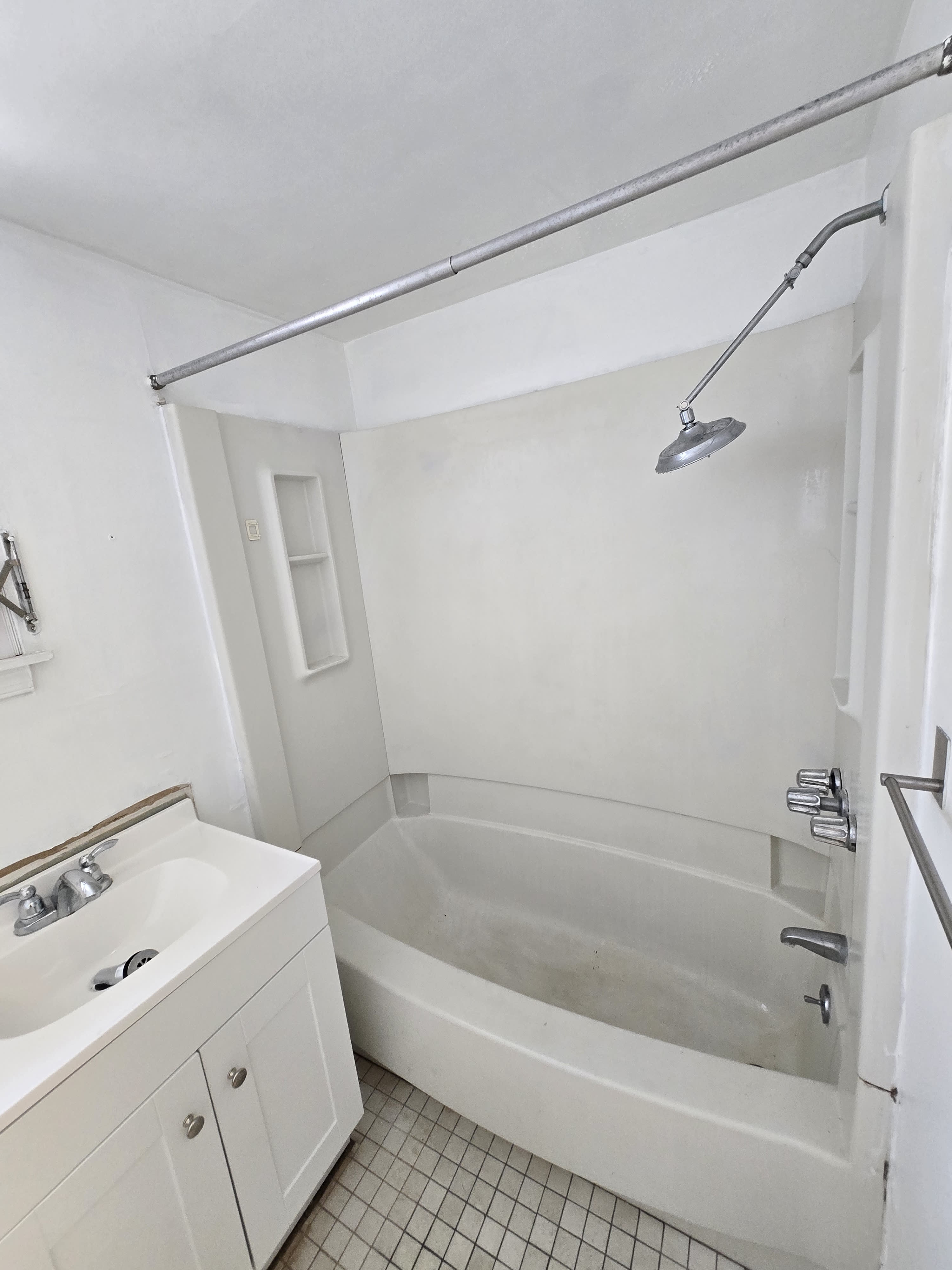 4300 Fleming Street – photo 3