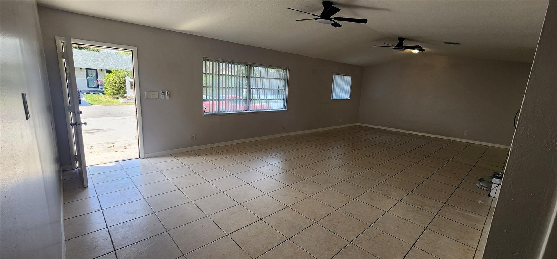 2005 SW 99 Avenue, Miramar, FL 33025 – photo 2