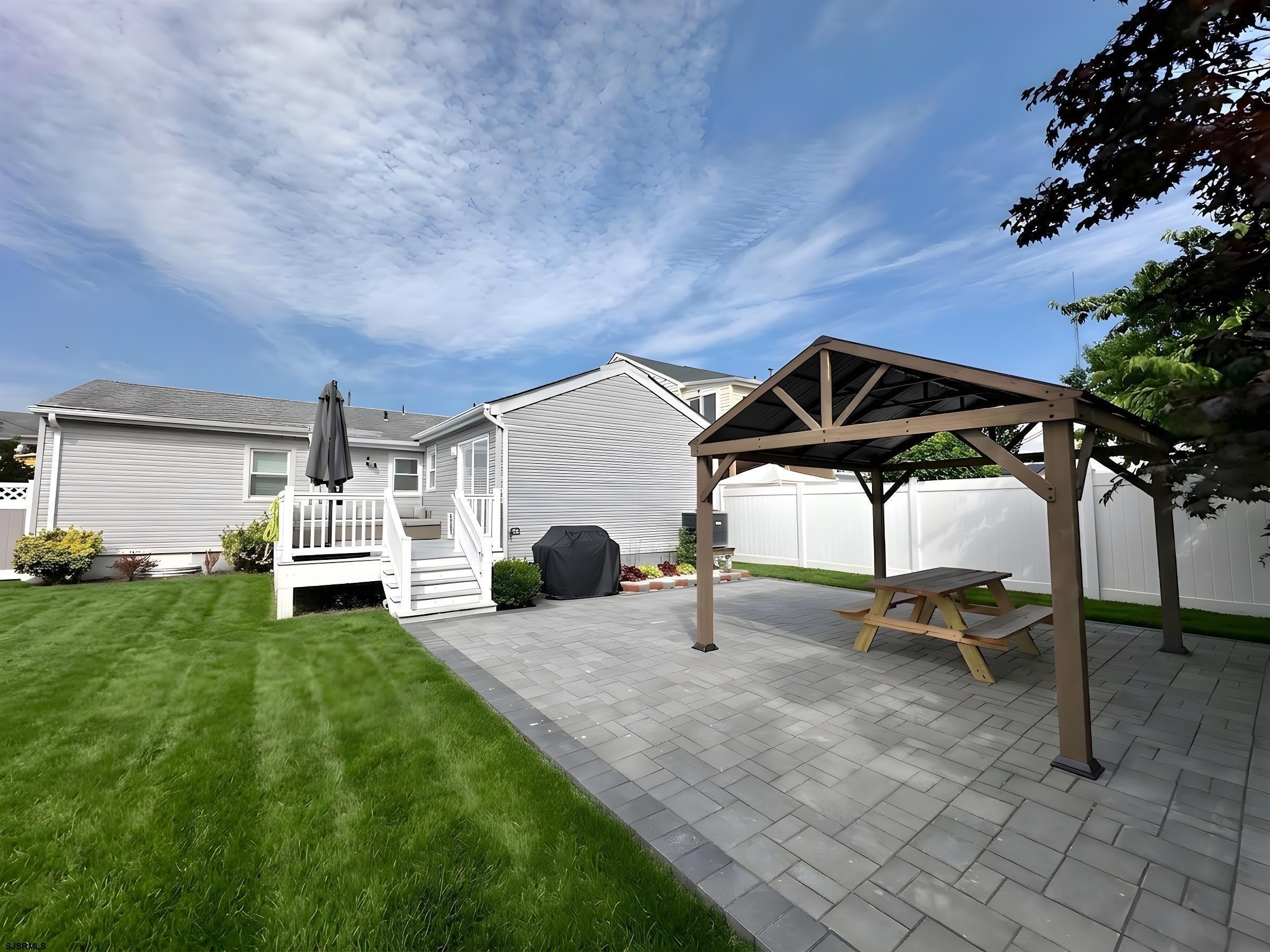 117 Lincoln Dr – photo 1