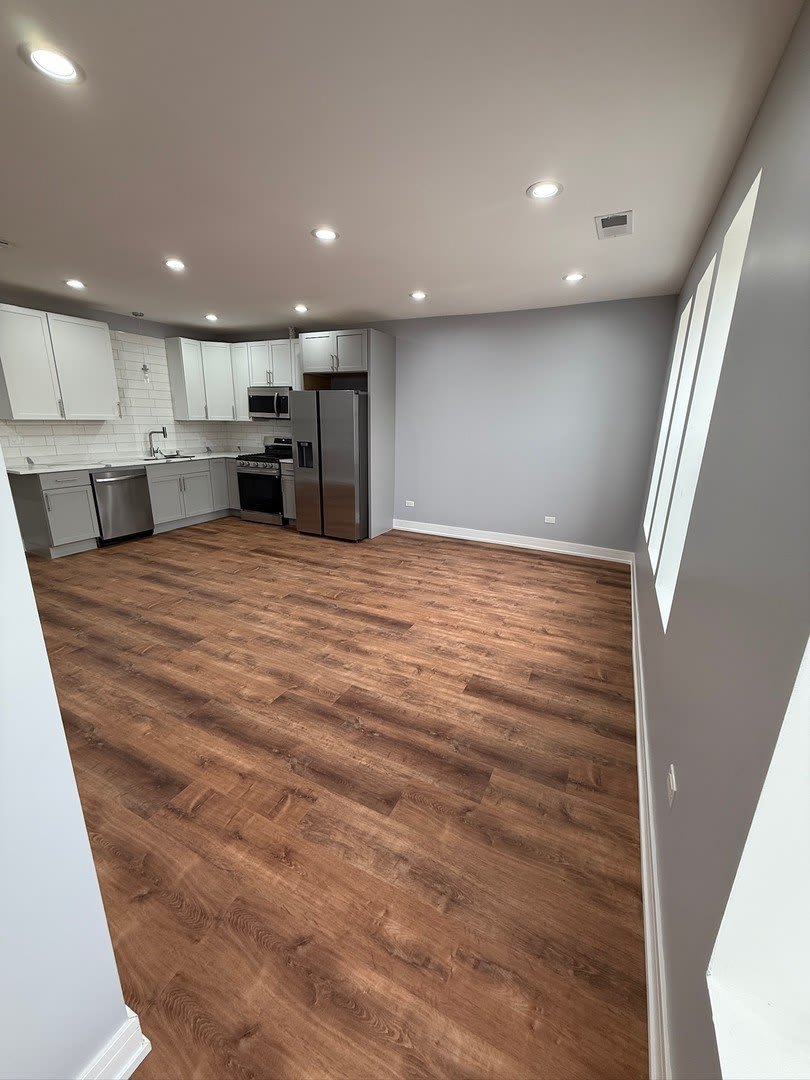 4907 W Walton Street – photo 3