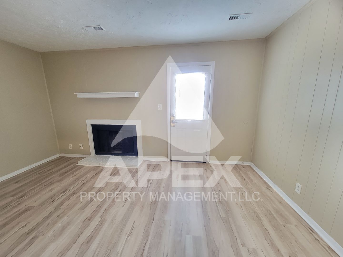 Nice 2 Bd 1 5 Ba Townhouse In West Knox Off Cedarbluff End Unit – photo 4