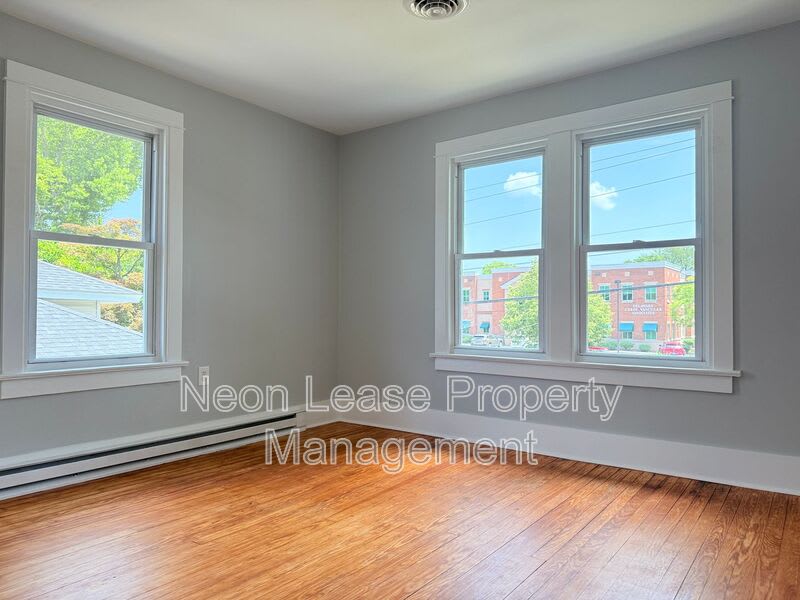880 South State Street – photo 5