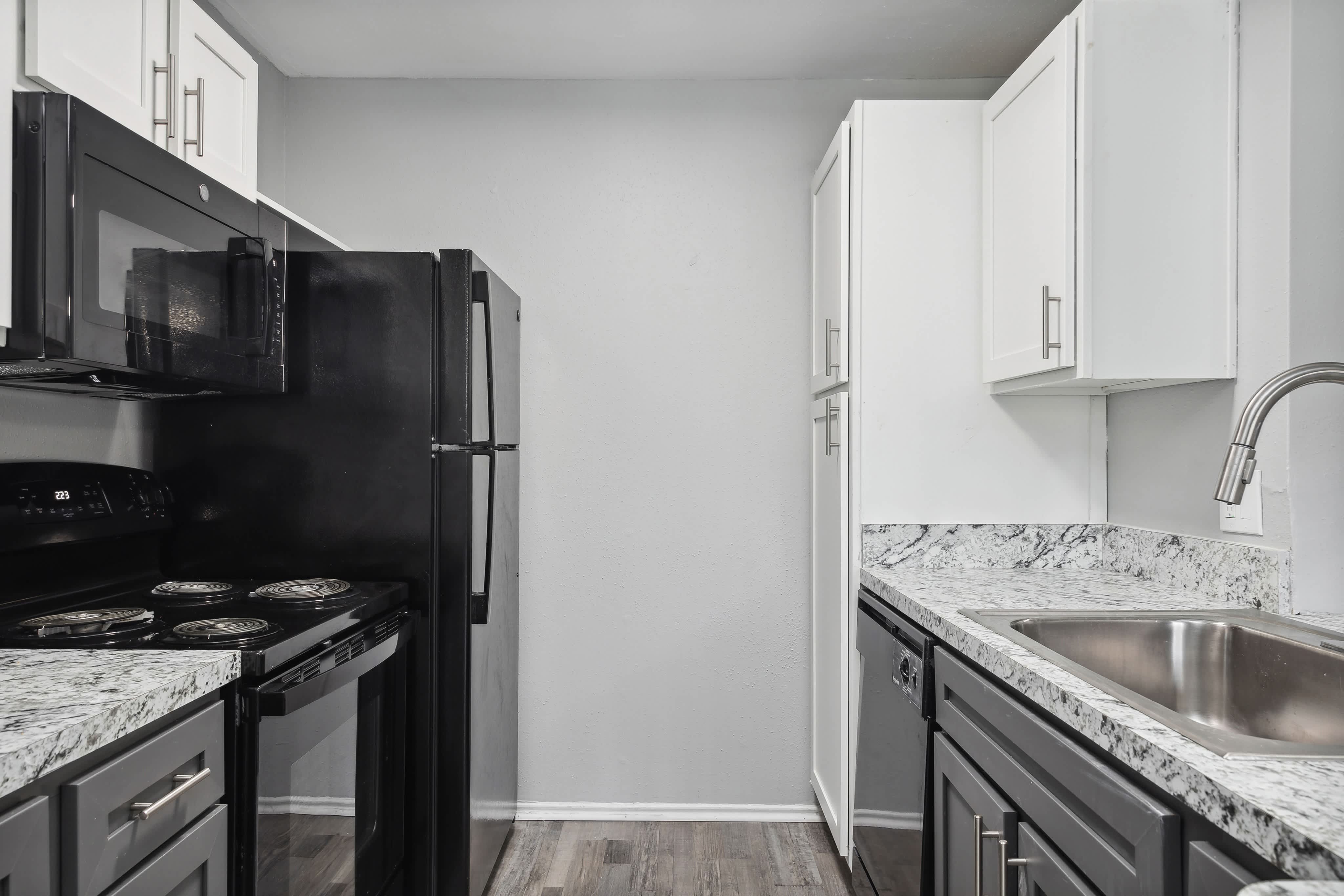 Remington Place Apartment Homes – photo 1