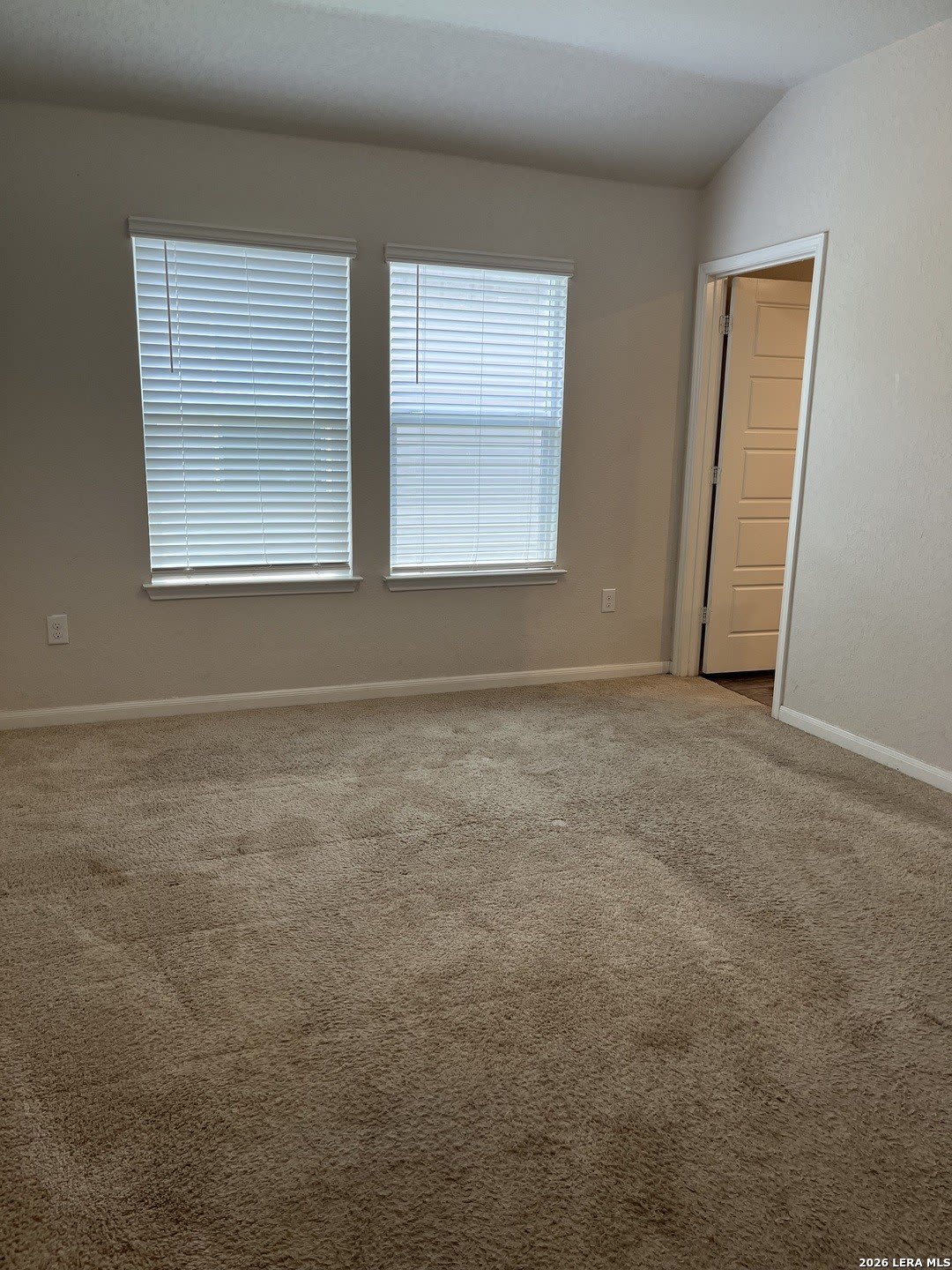 2118 Silver Maple – photo 2