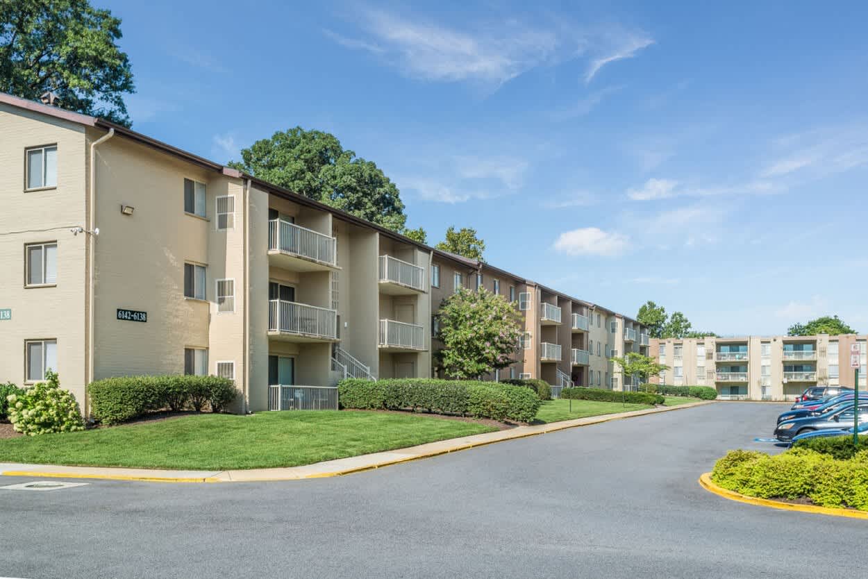 Lerner Surrey Square Apartments – photo 2