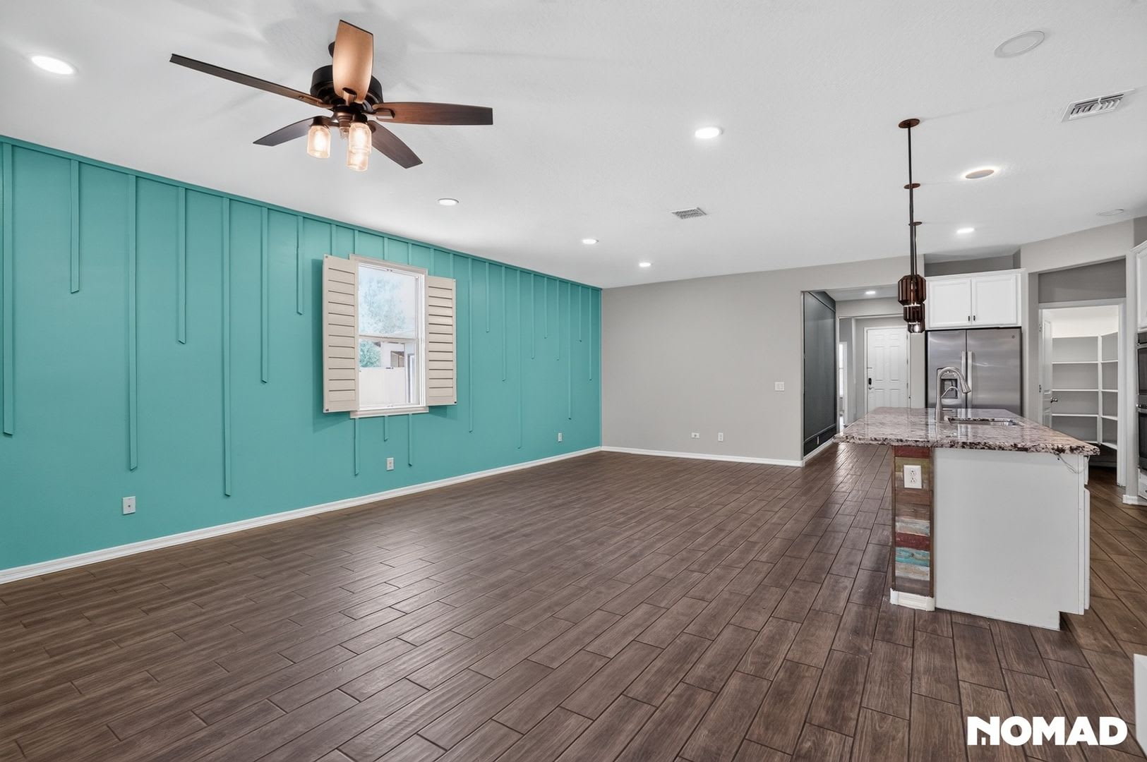 3BR Plus Office, wooden floors in room, huge backyard,community pool & close to major retailers – photo 5