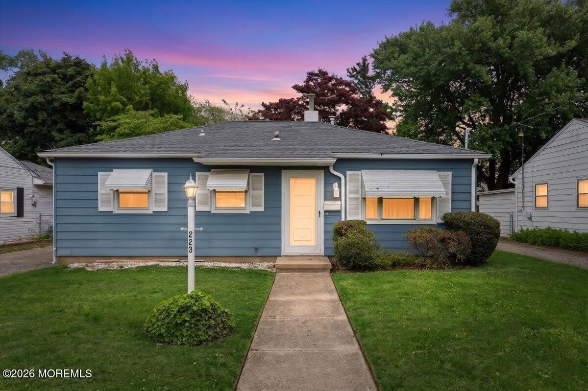 223 West End Avenue – photo 1