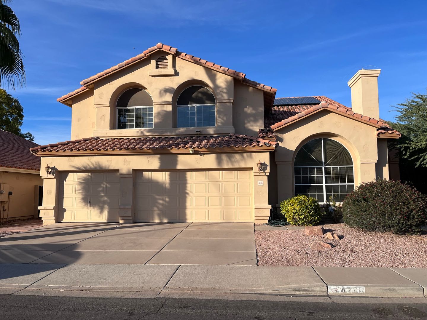 3500 SFT home, 5 Bed 3 bath with POOL and 3 car garage – photo 3
