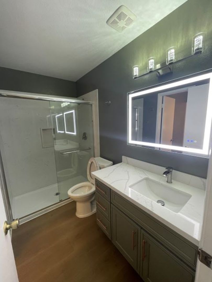 Completely Remodeled Condo In Union City Has All The Bells Whistles – photo 5