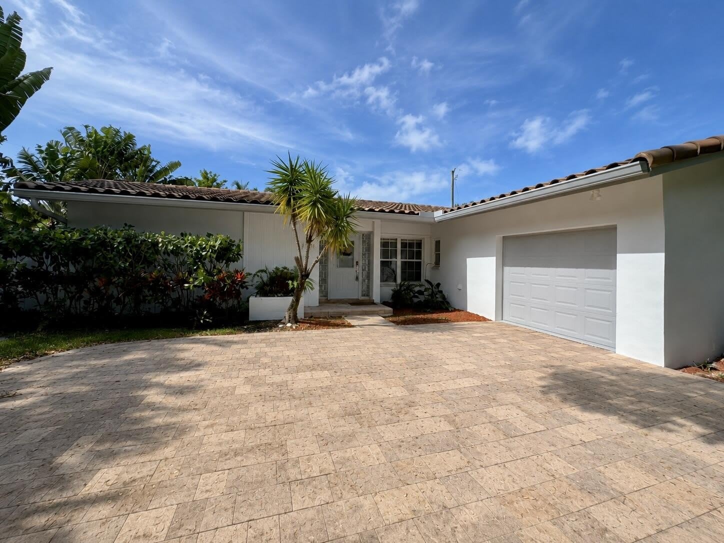3230 Aqua Vista Drive – photo 2