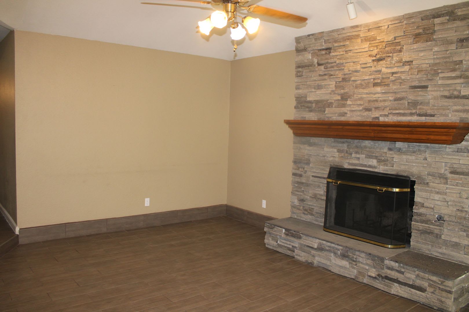 3145 Red Sails Dr – photo 5