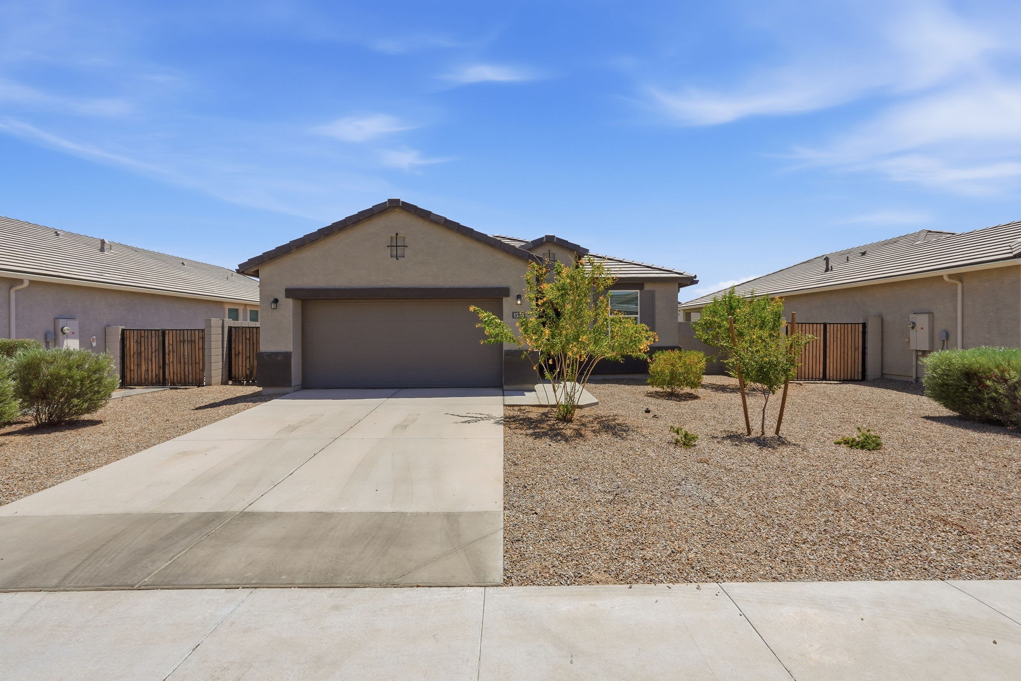 1575 East Fletcher Drive – photo 2