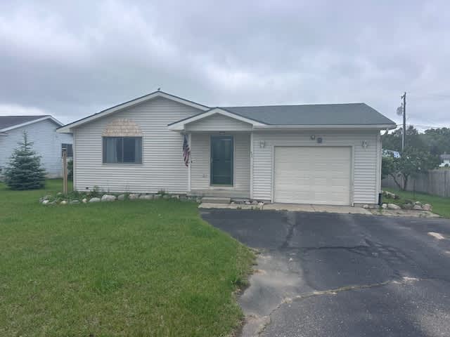18163 Meadow Lane – photo 1