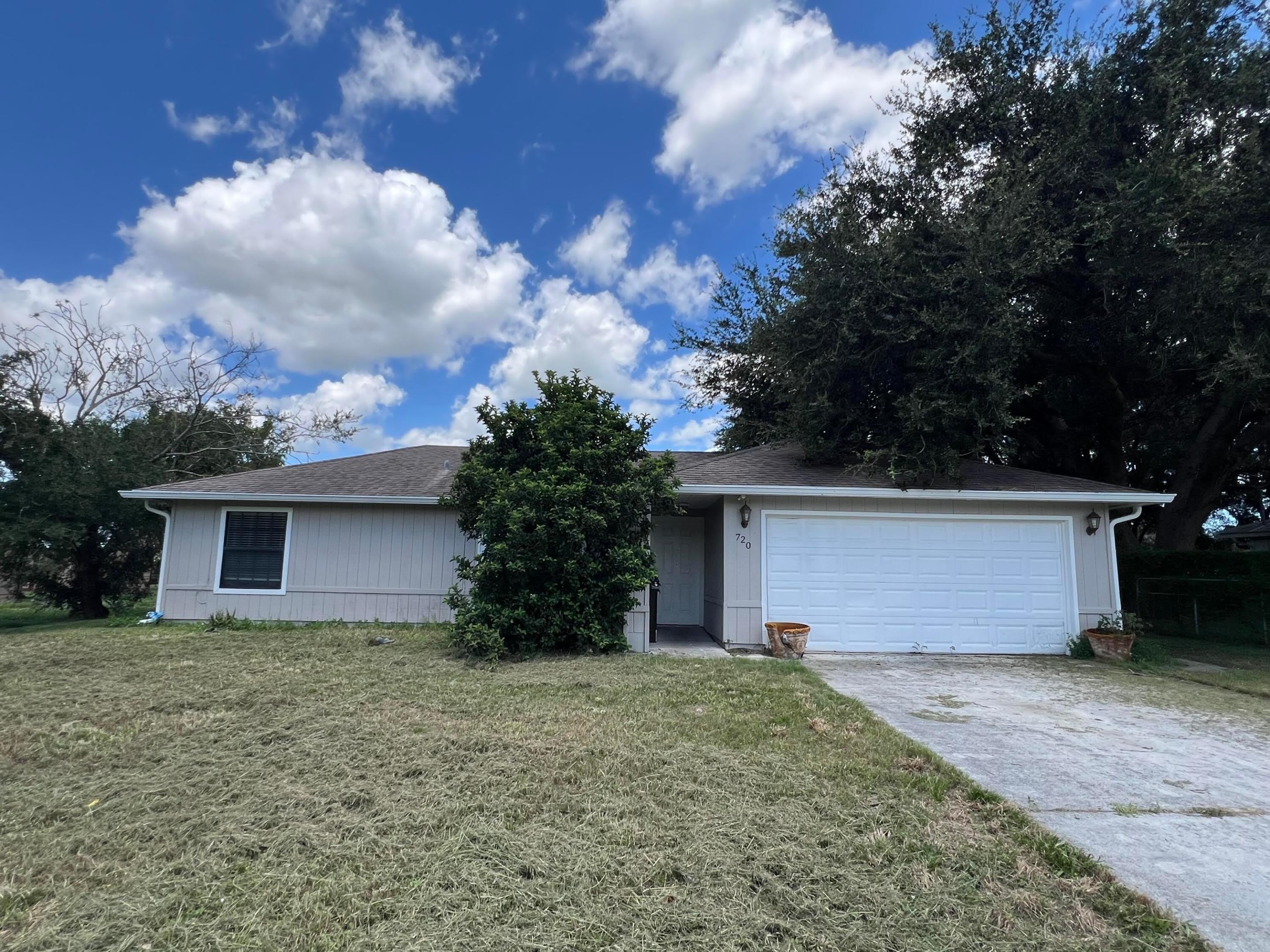 720 3RD STREET SW – photo 1