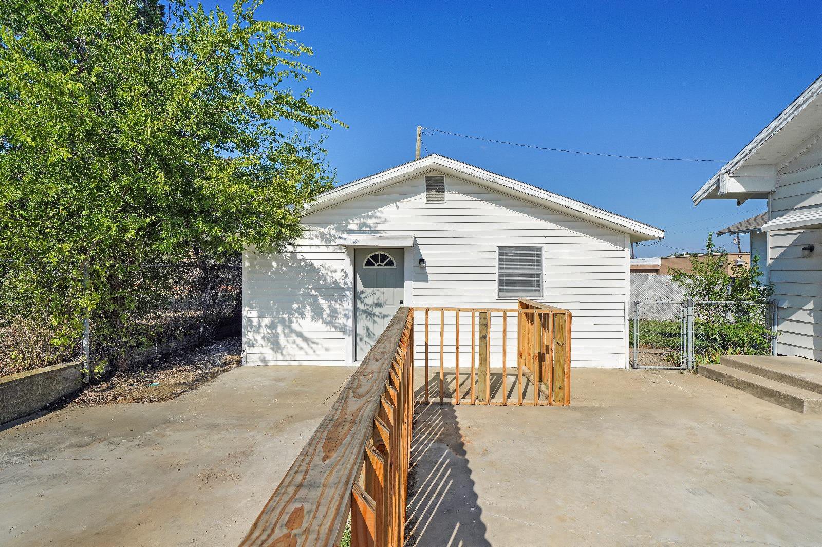 200 Sw 6th Ave – photo 1