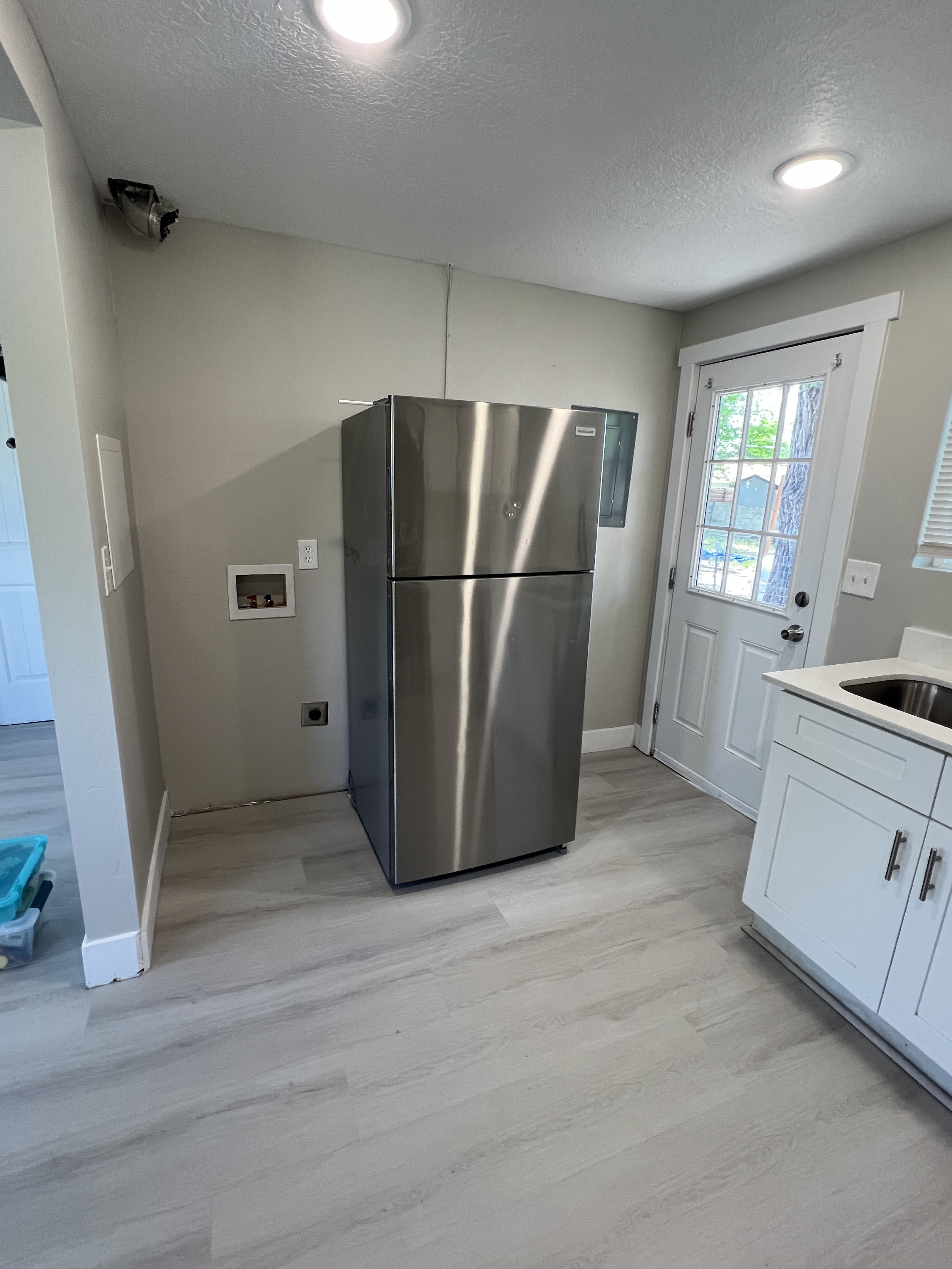 1535 South Russett Avenue – photo 2