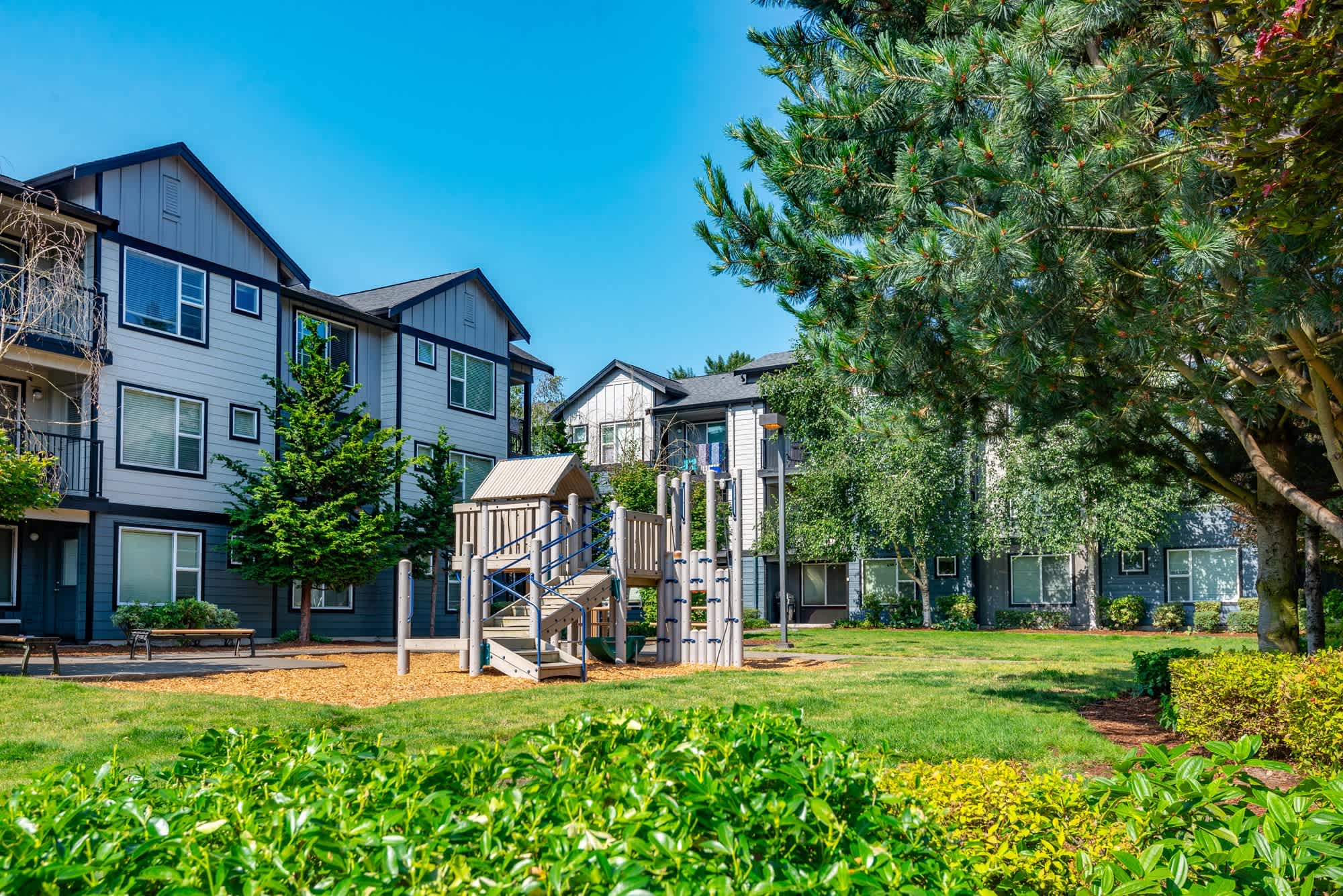 Riverside Park Apartments – photo 2