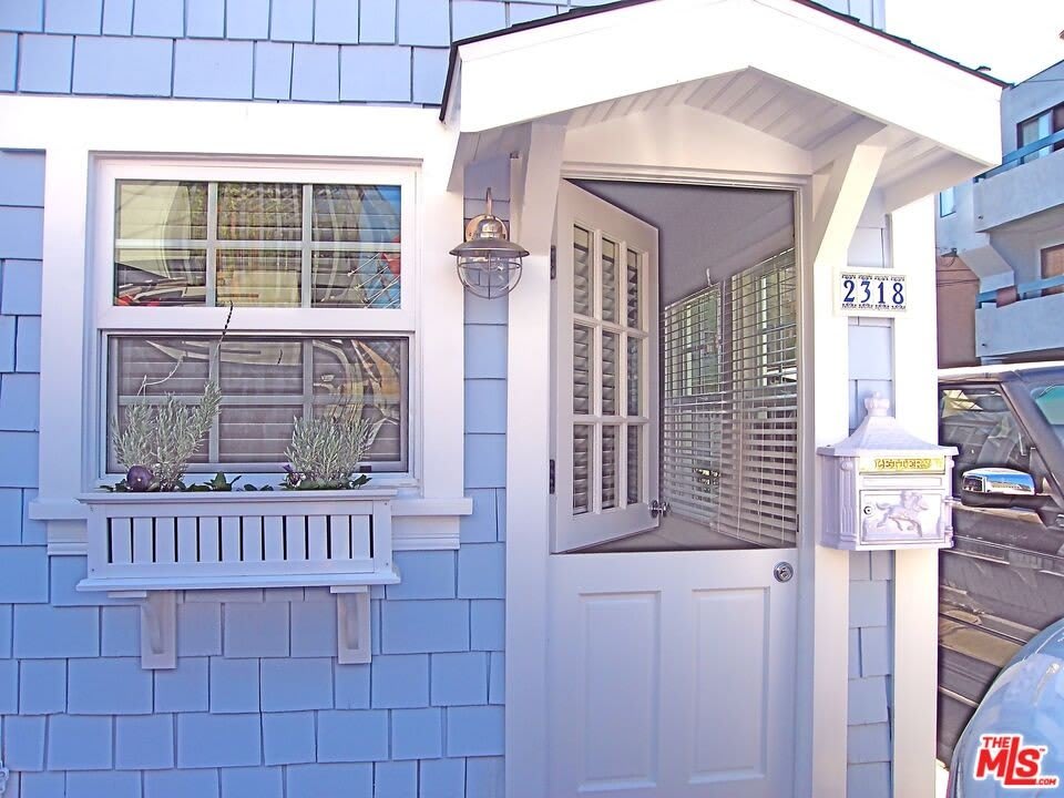 2318 Strongs Dr – photo 1