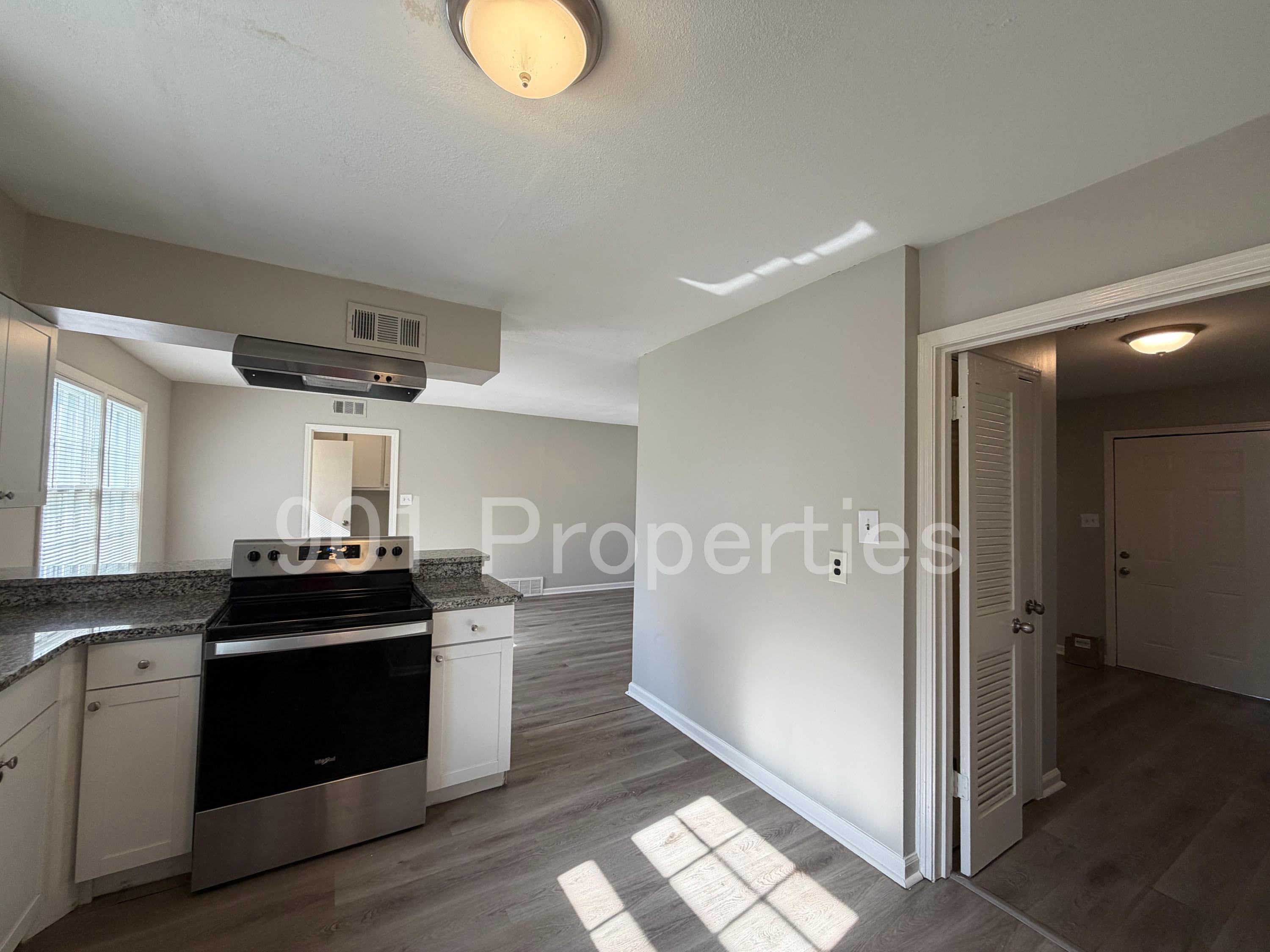 2658 Galaxie Street – photo 5