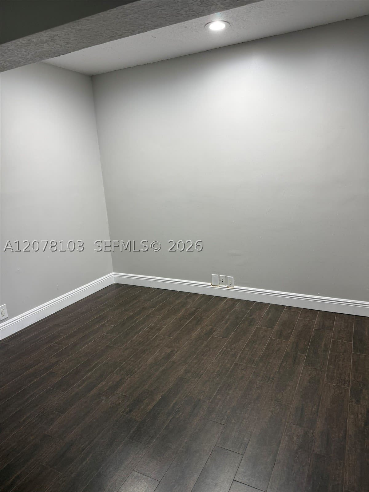 260 NW 106th Ter – photo 5