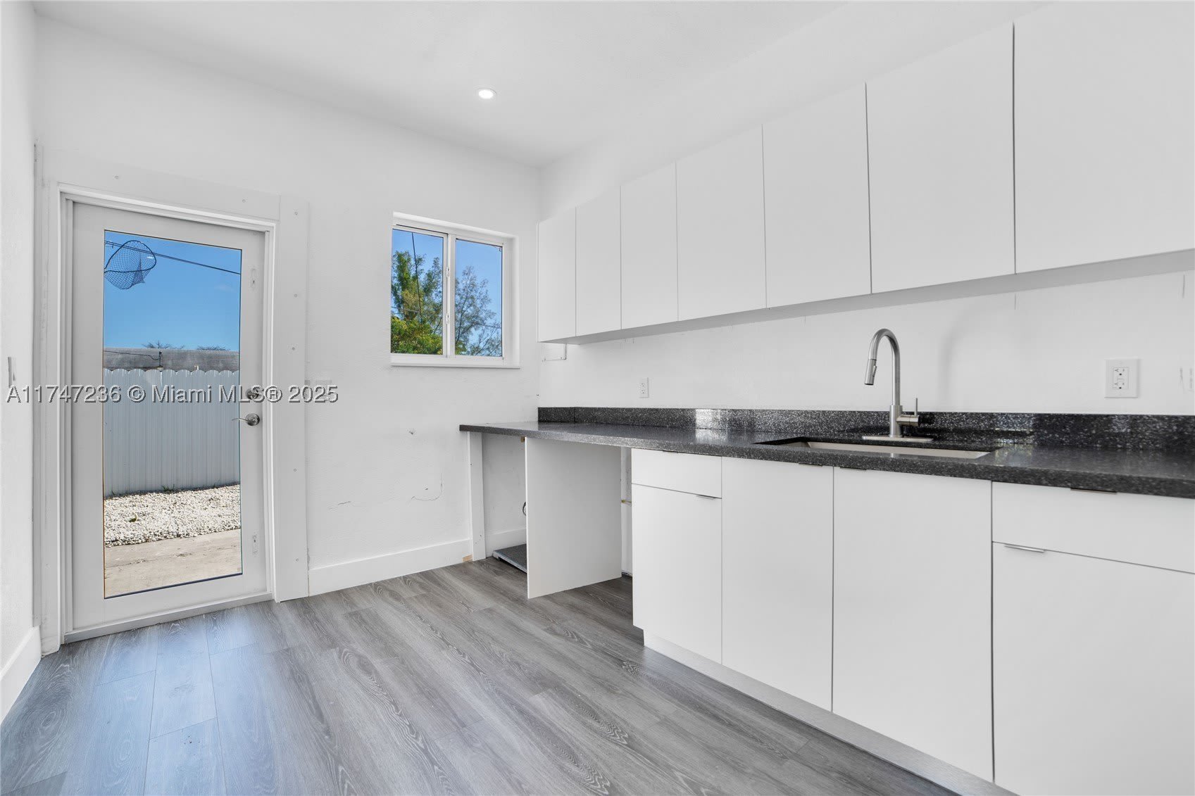 10272 SW 178th St – photo 4