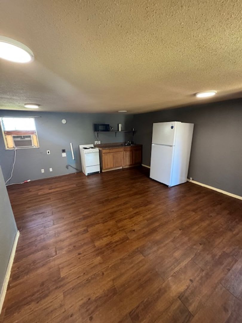 648 FM 126, APT A – photo 2