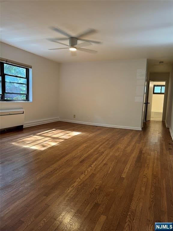 3060 Edwin – photo 2