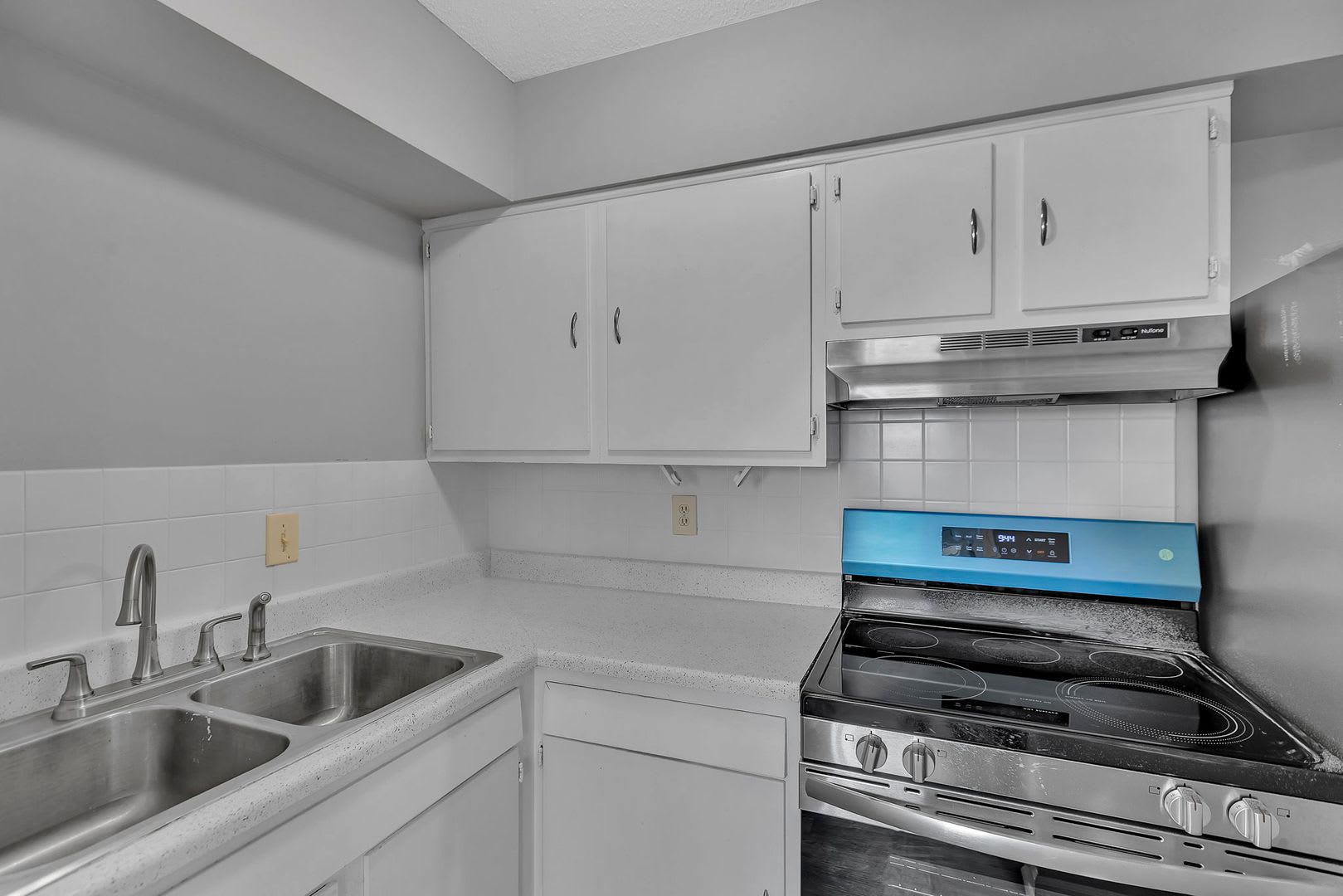Barat Ave Apartments – photo 4