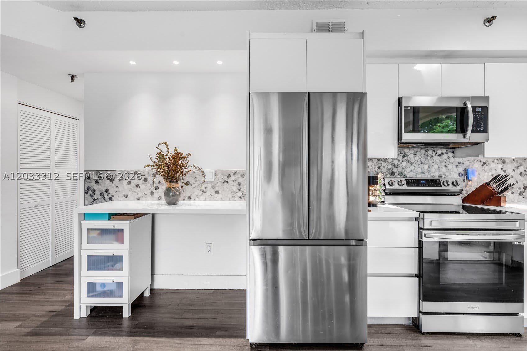 1834 Brickell Ave – photo 3