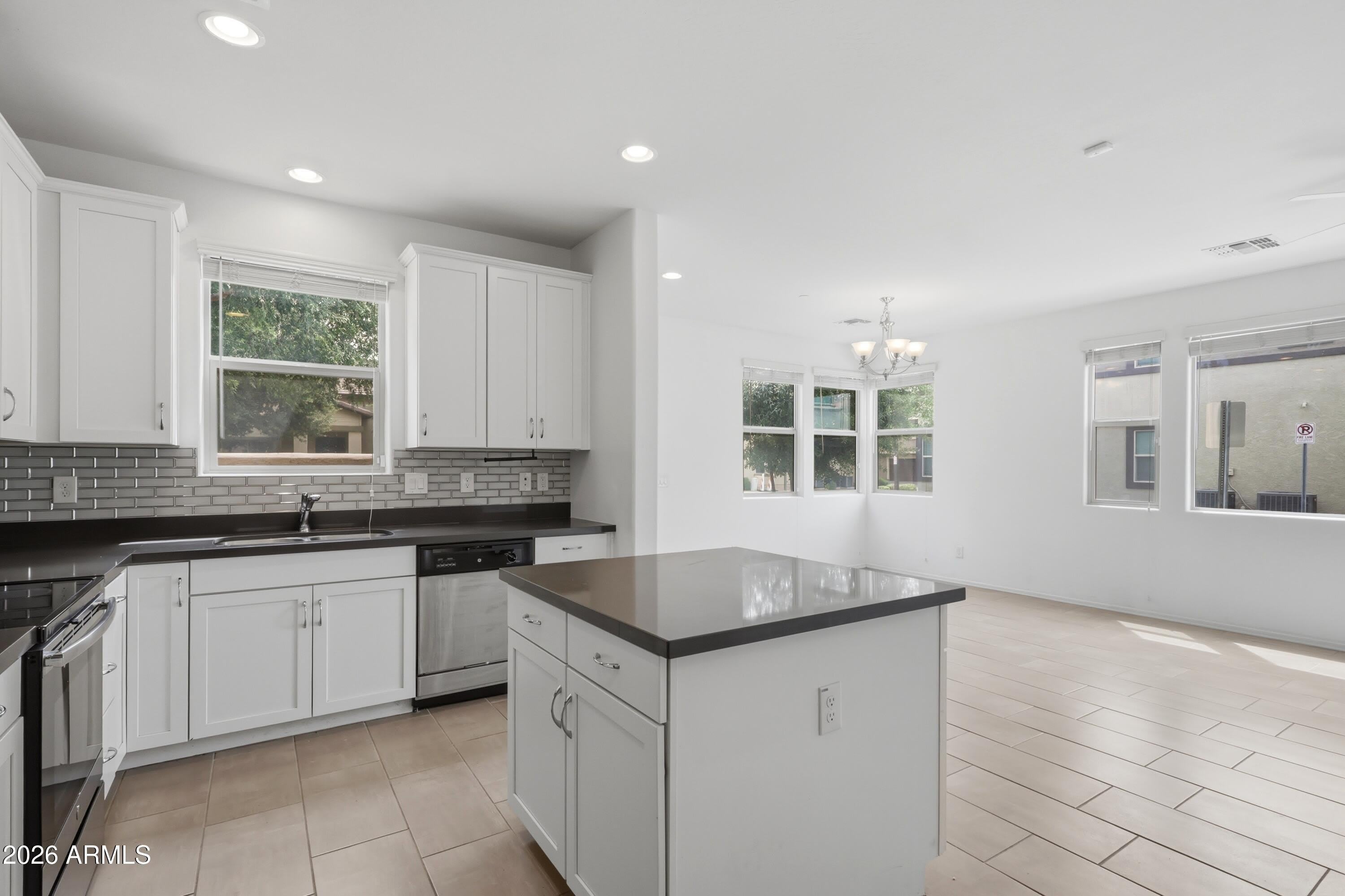 14870 W Encanto Boulevard – photo 3