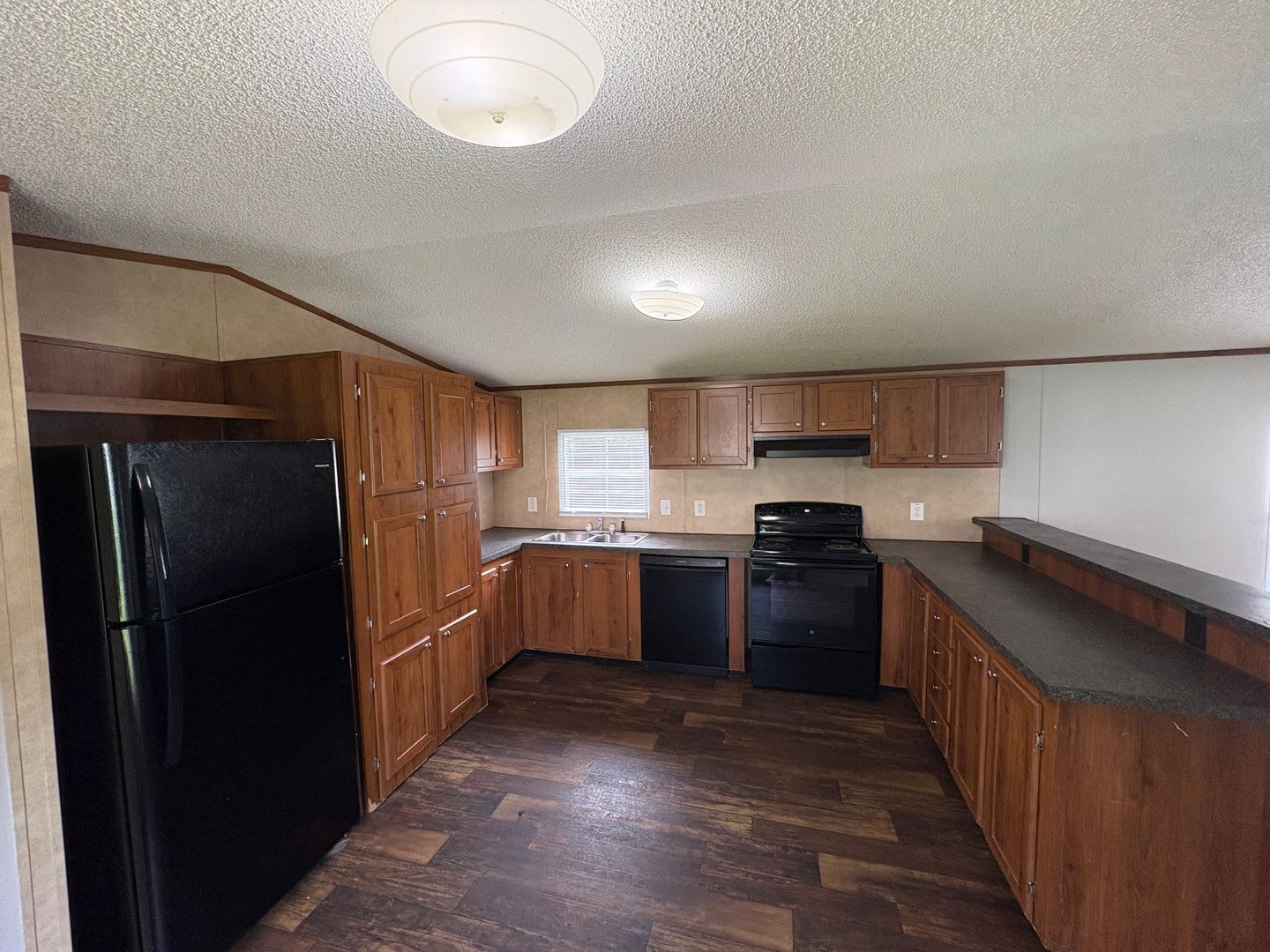 For Rent – photo 4