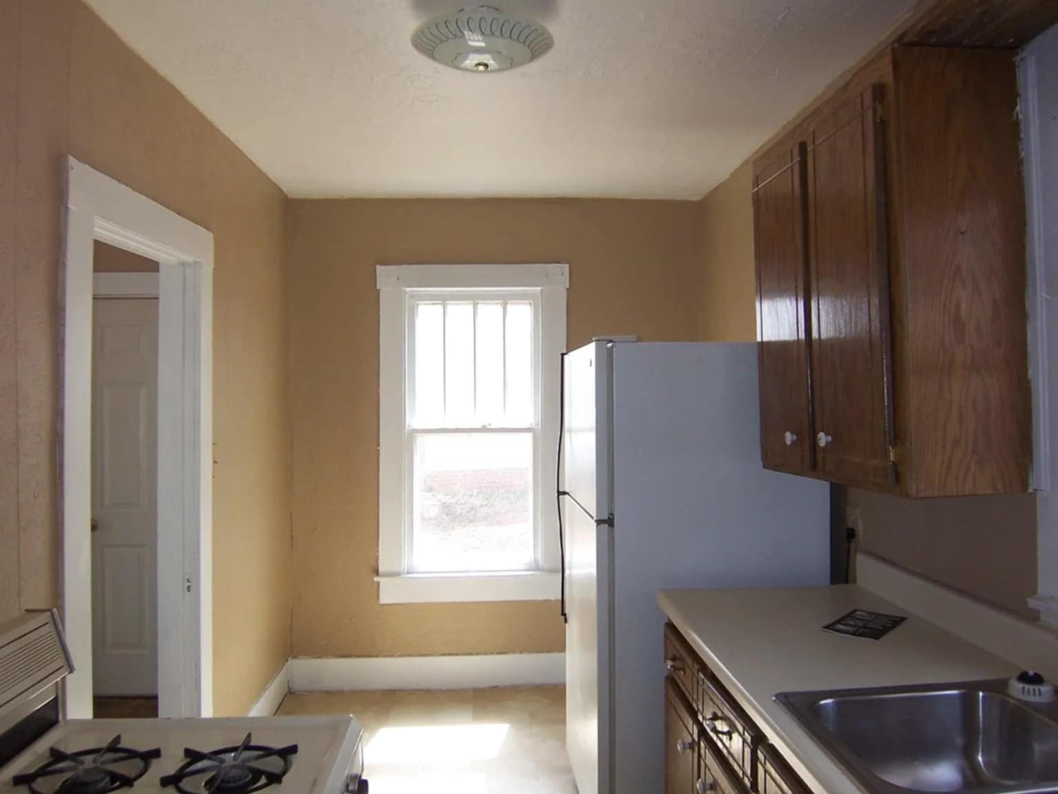 1105 W. Walnut Ave. – photo 4