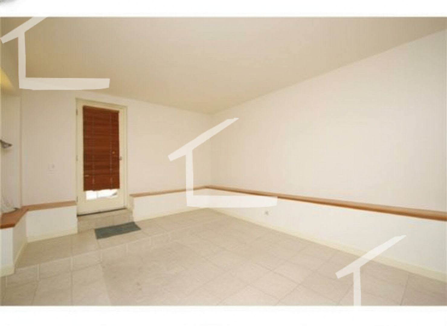 Charming 3 Bedroom No Broker Fee – photo 4