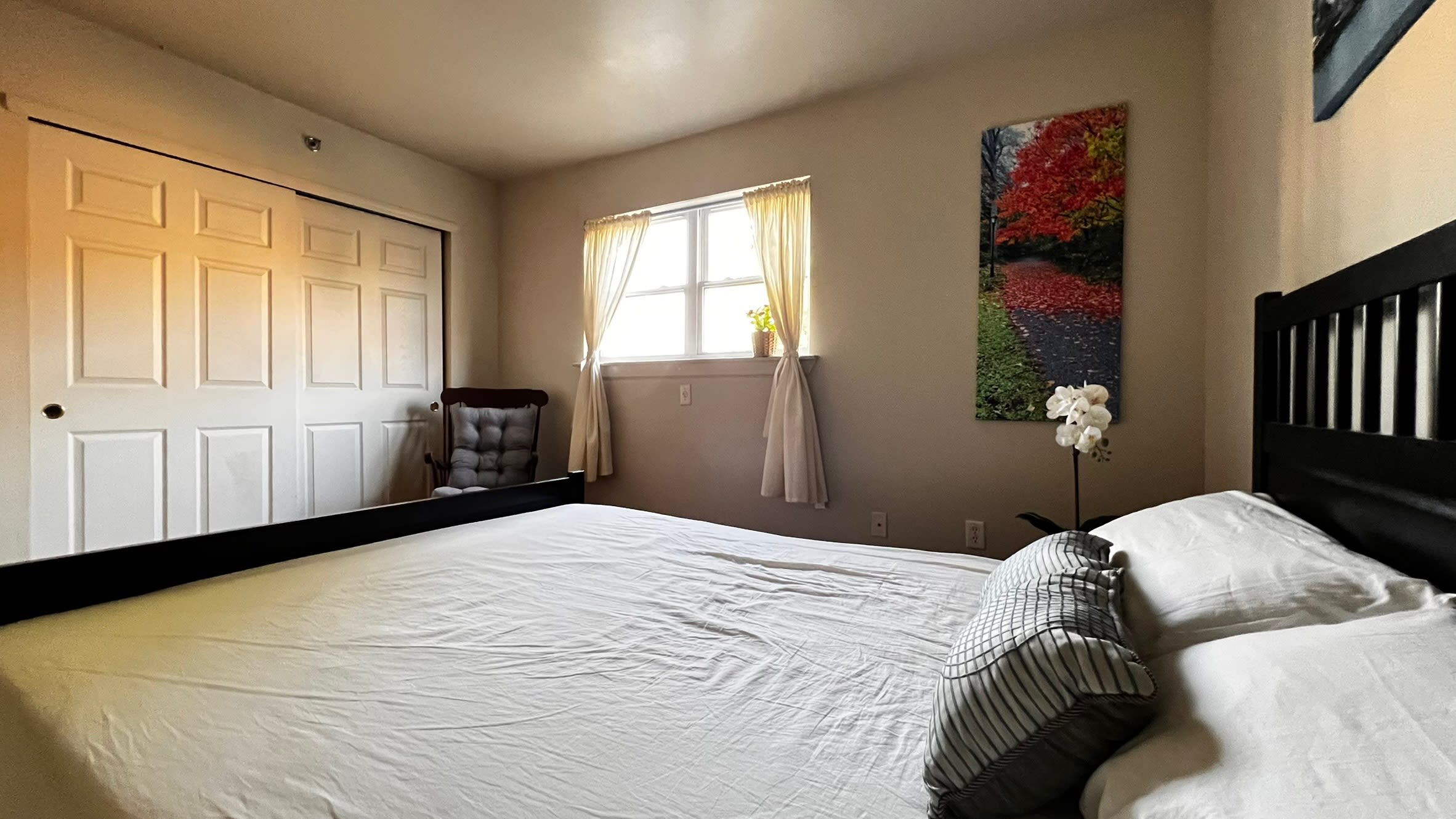 400 Montauk Ave. – photo 3
