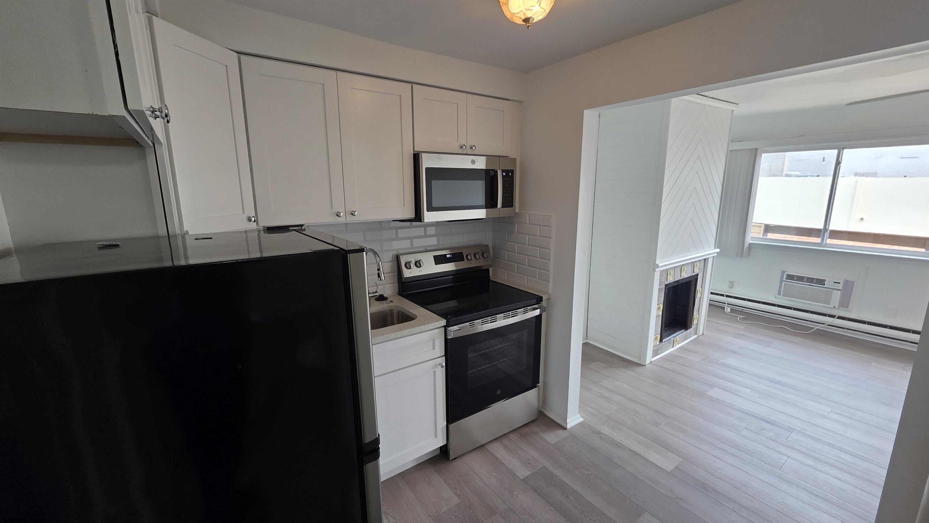 9600 Amherst Ave – photo 5
