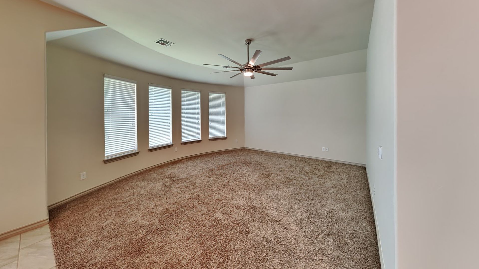 A Very Beautiful and Spacious 3 Bedroom 2 Bath Home in Yukon Public Schools – photo 4