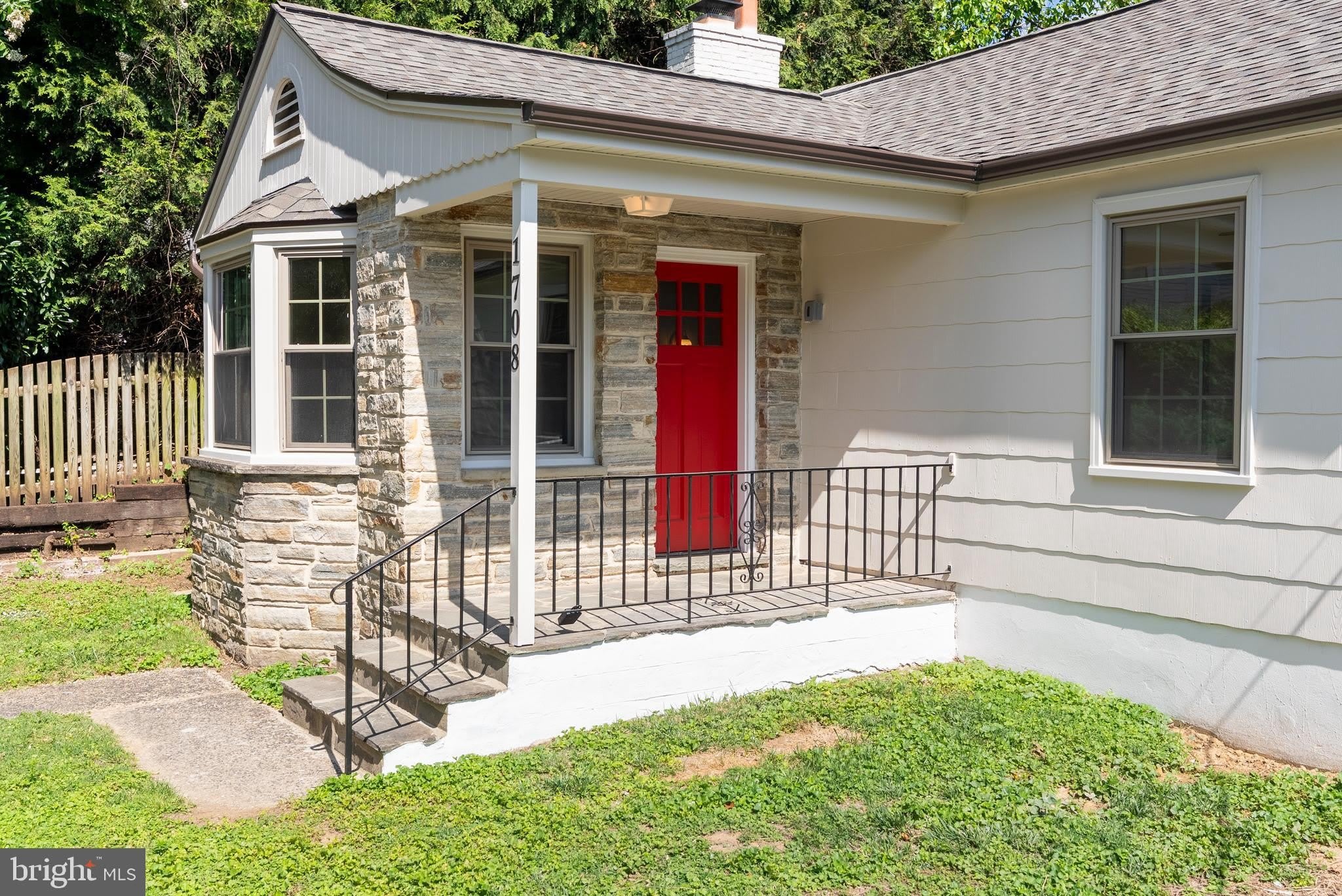 1708 WILLOW Avenue – photo 5