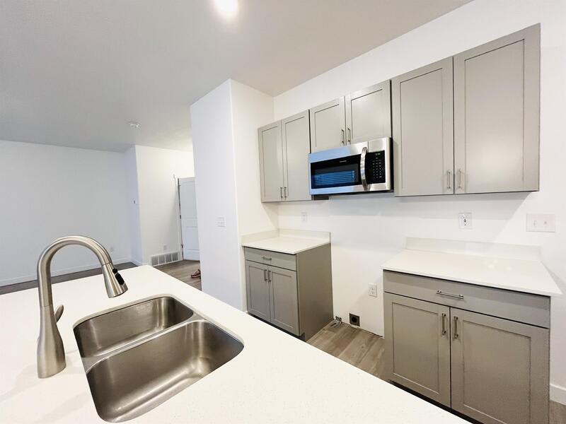 14842 S Messi St – photo 4