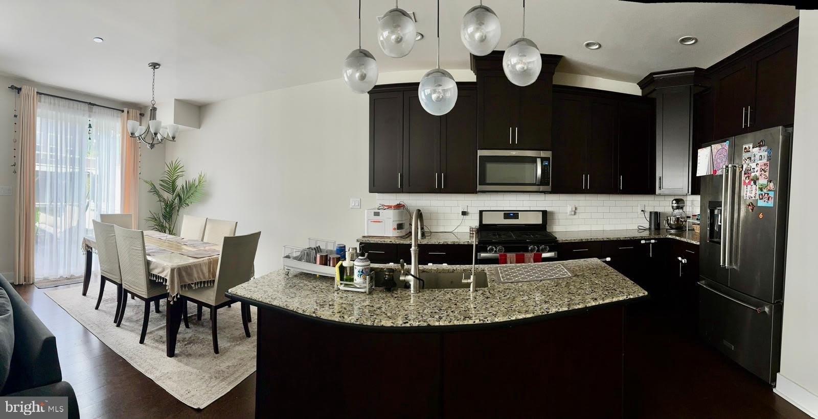 607 MOCKERNUT Court – photo 2