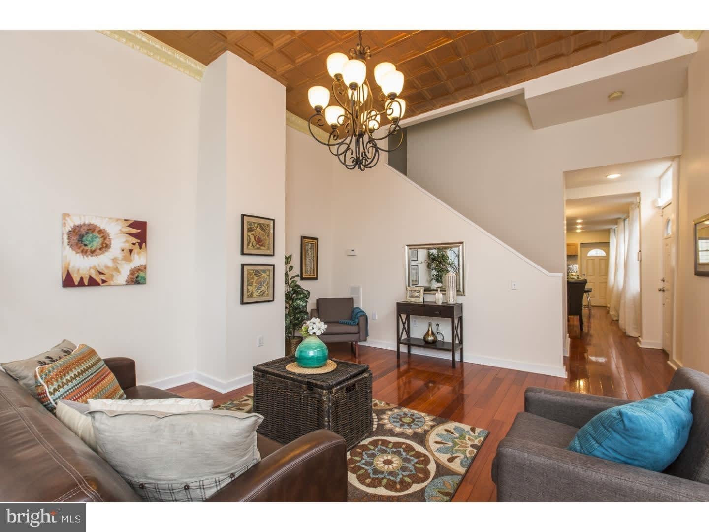 Amazing 3bd/2.5 Fairmount Home – photo 4