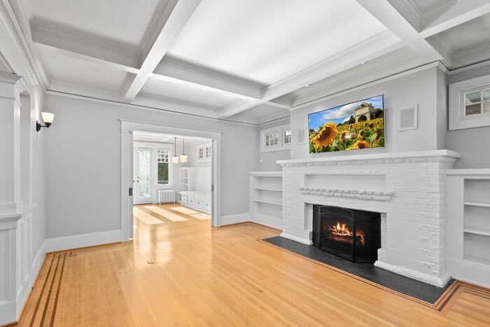 1020 15th Avenue East – photo 2