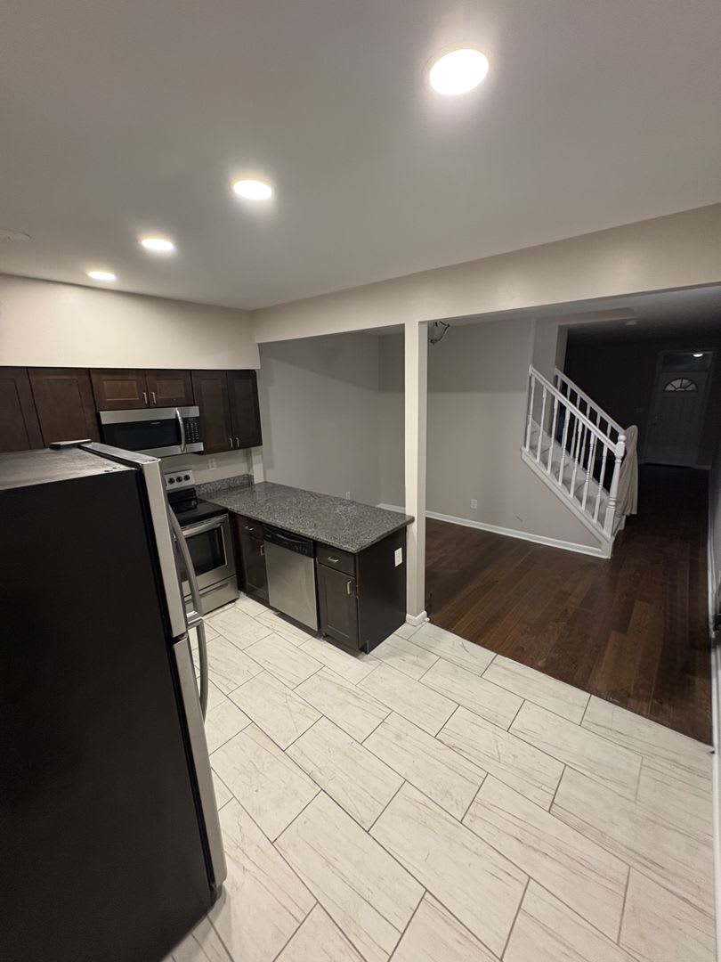 2 Bed 2 Bath With Basement – photo 5